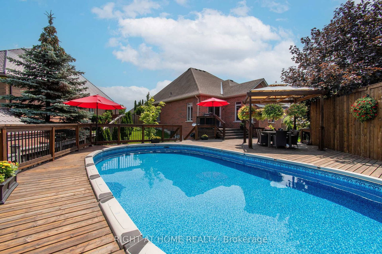 74 Royal Park Boulevard • Barrie, ON photo 35
