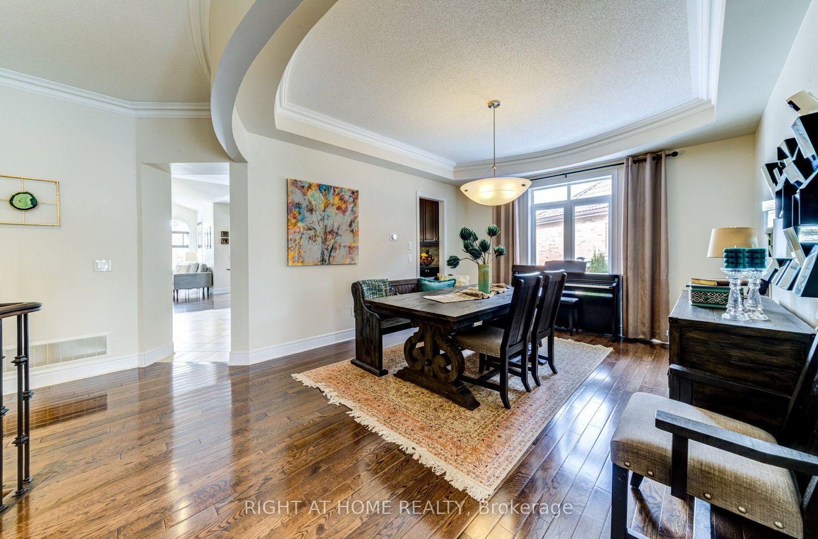 74 Royal Park Boulevard • Barrie, ON photo 6