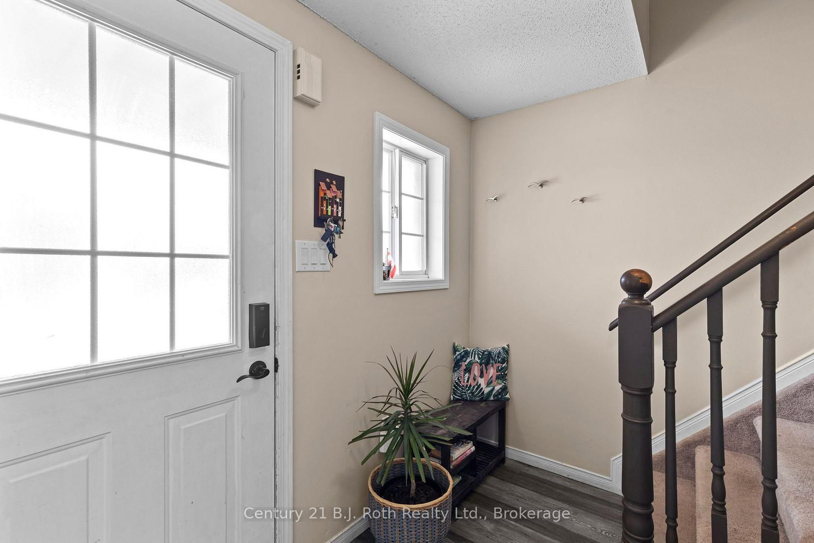 33 Courtney Crescent • Barrie, ON photo 17