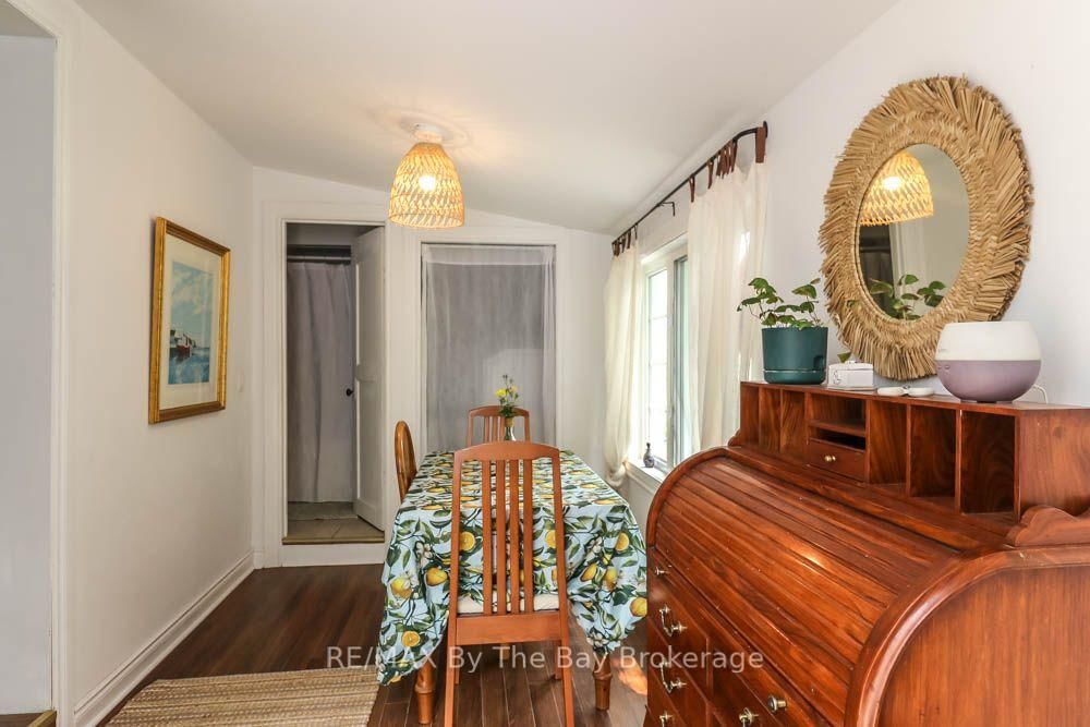 217 Dunkerron Avenue • Wasaga Beach, ON photo 21