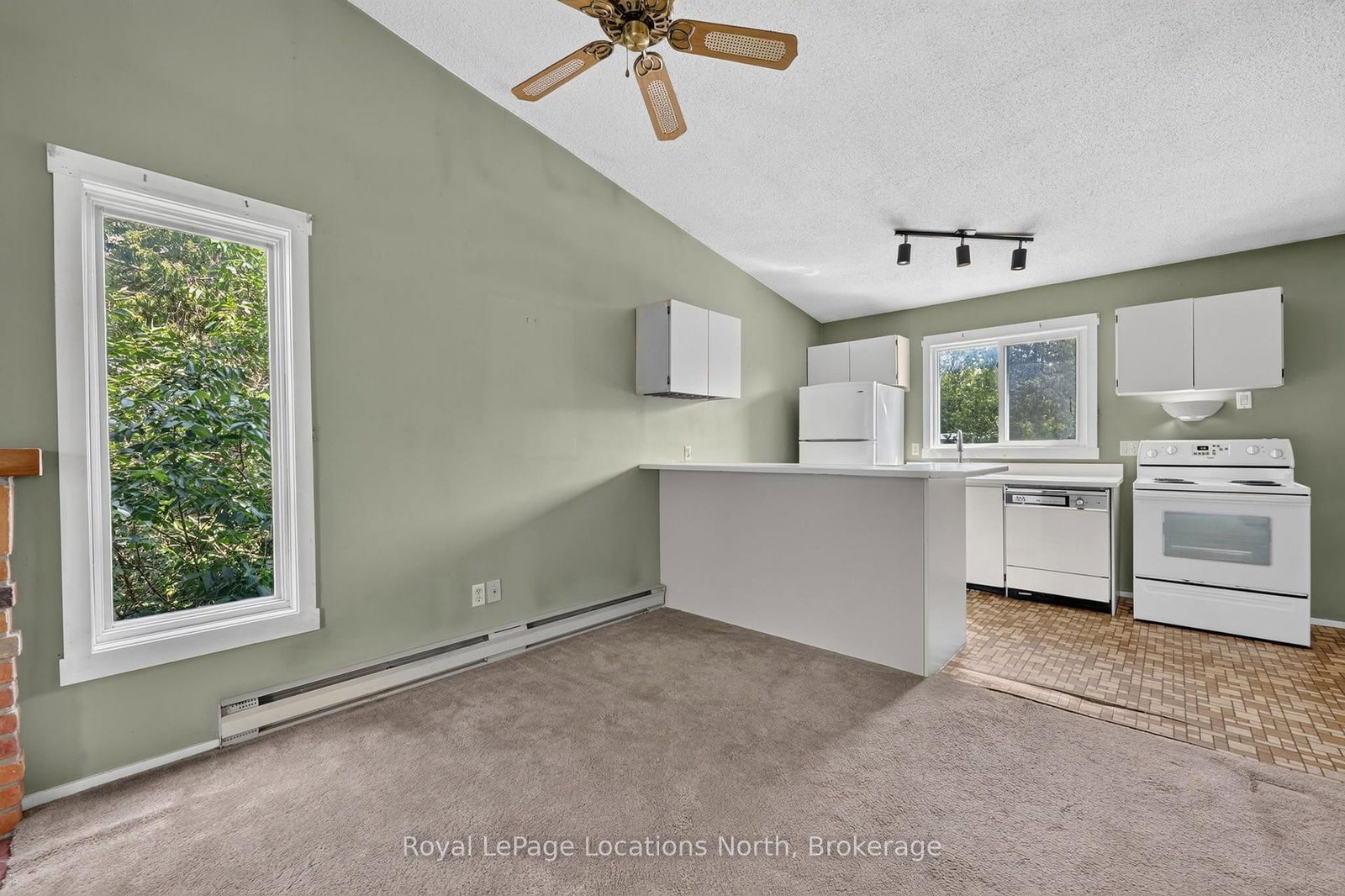 13 Harbour Street W • #253 • Collingwood, ON photo 11