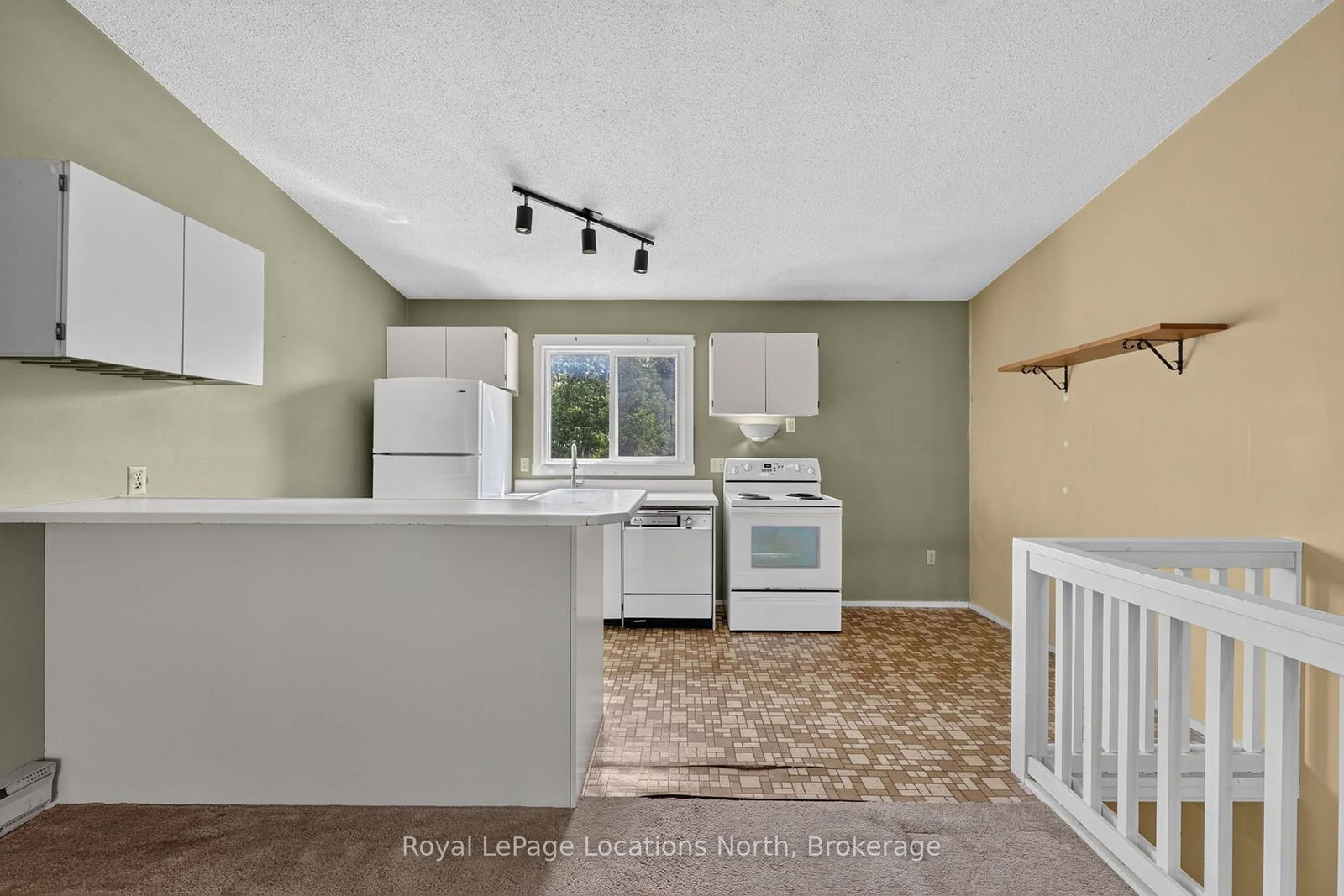 13 Harbour Street W • #253 • Collingwood, ON photo 12