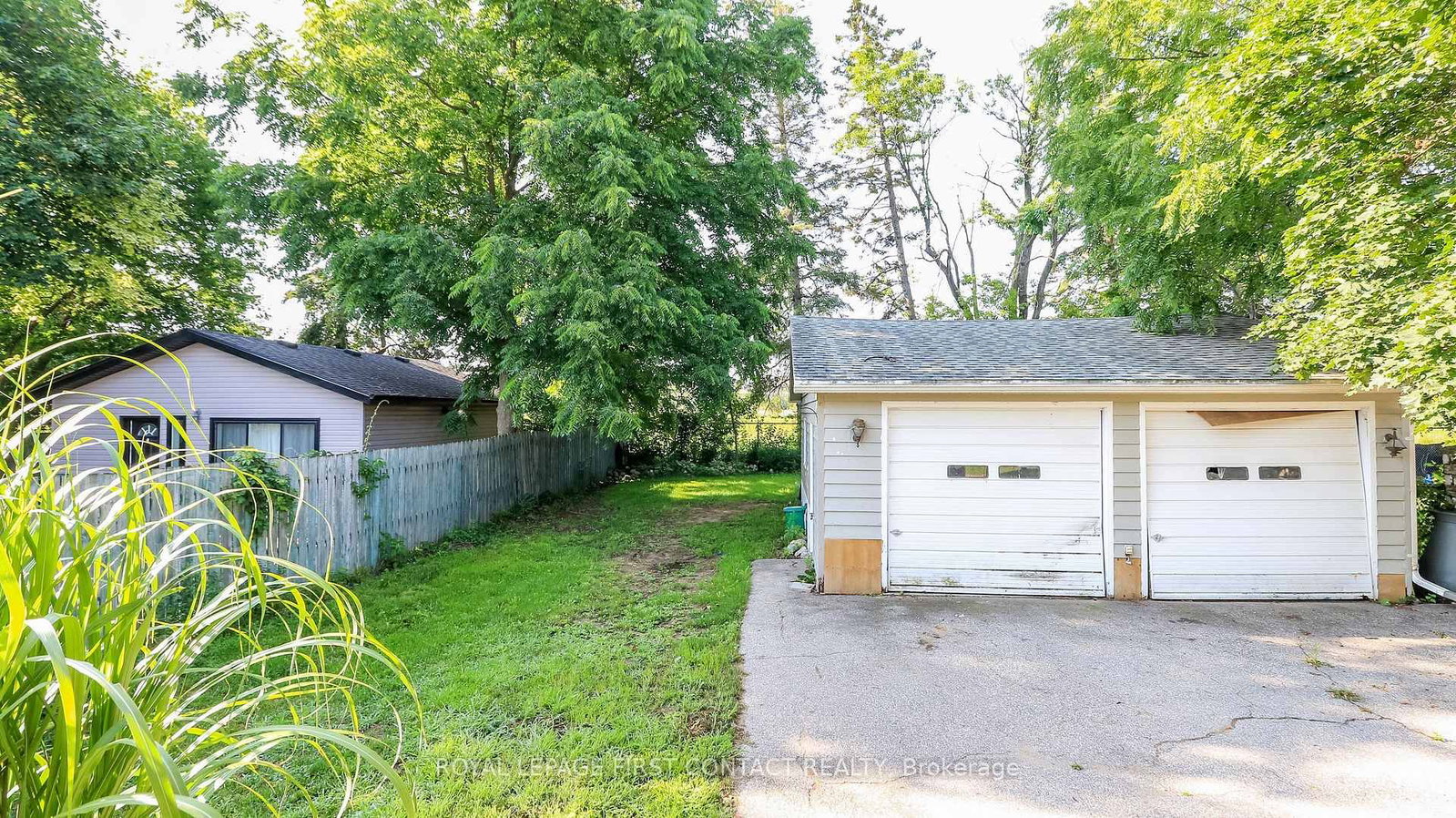 47 Campbell Avenue • Barrie, ON photo 9