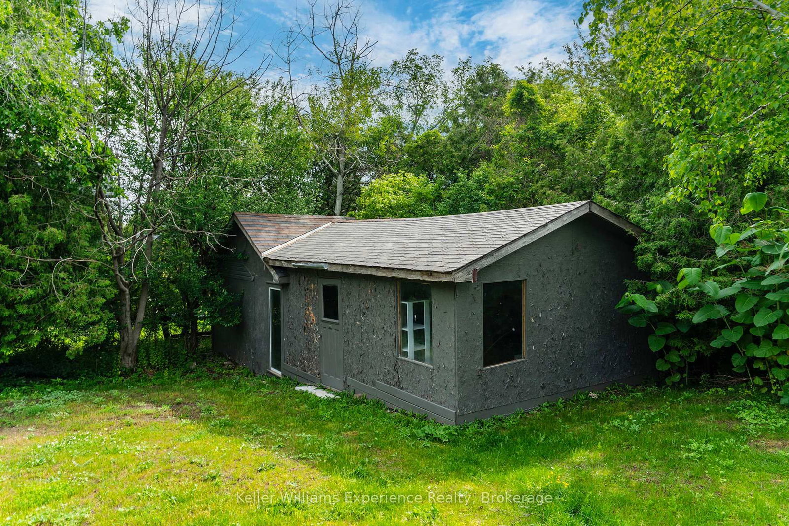 9782 Beachwood Drive • Collingwood, ON photo 37