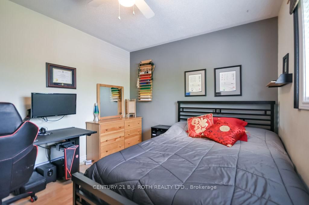 30 McAvoy Drive • Barrie, ON photo 27