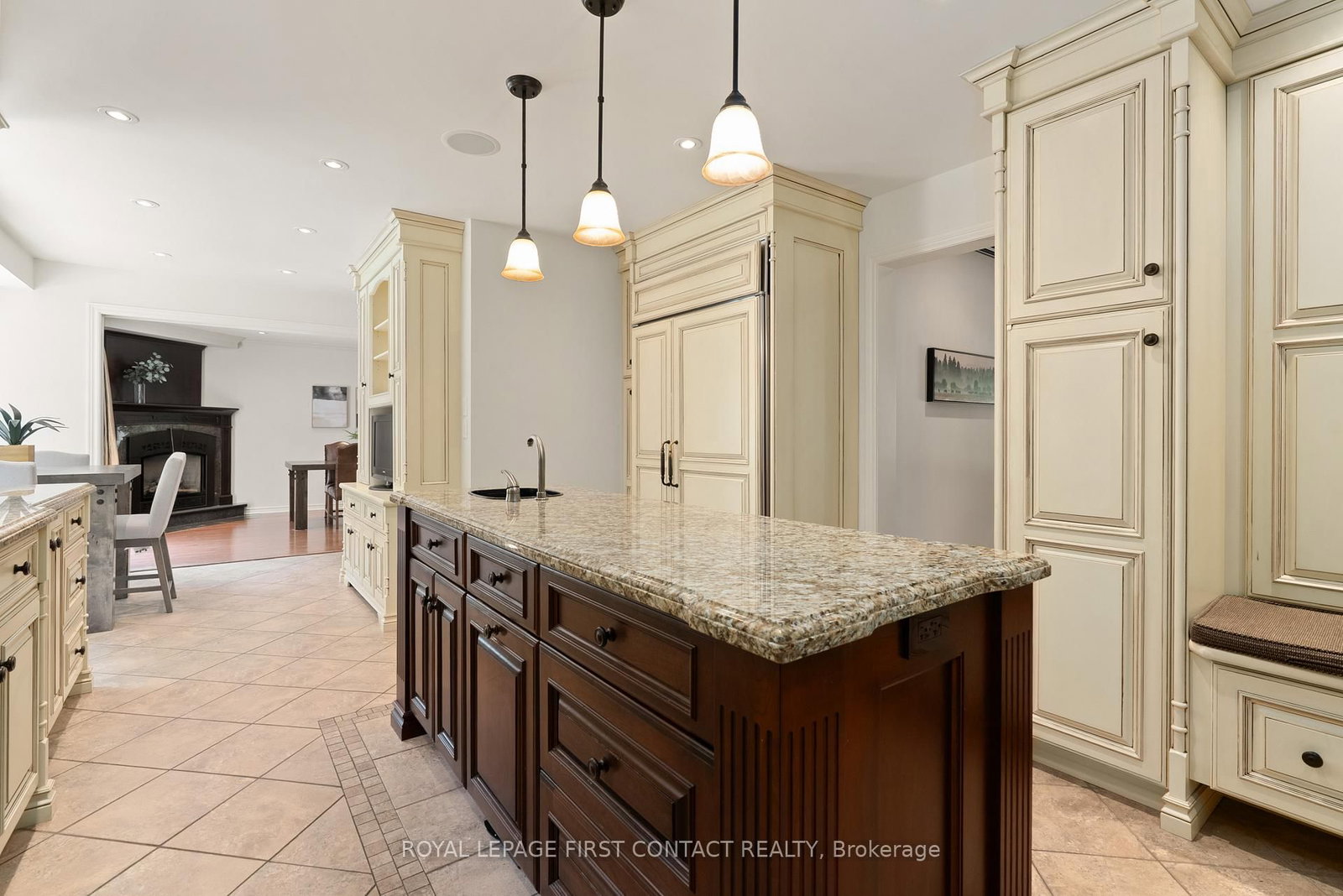 92 Wildwood Trail • Barrie, ON photo 10
