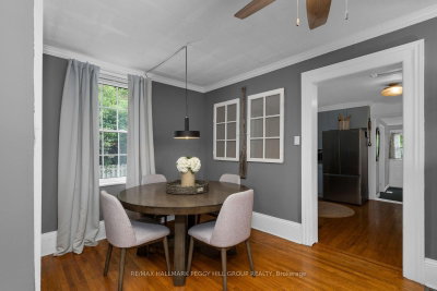 16 William Street • Orillia, ON photo 3