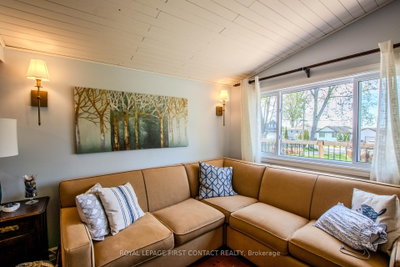 537 O'leary Lane • Tay, ON photo 8