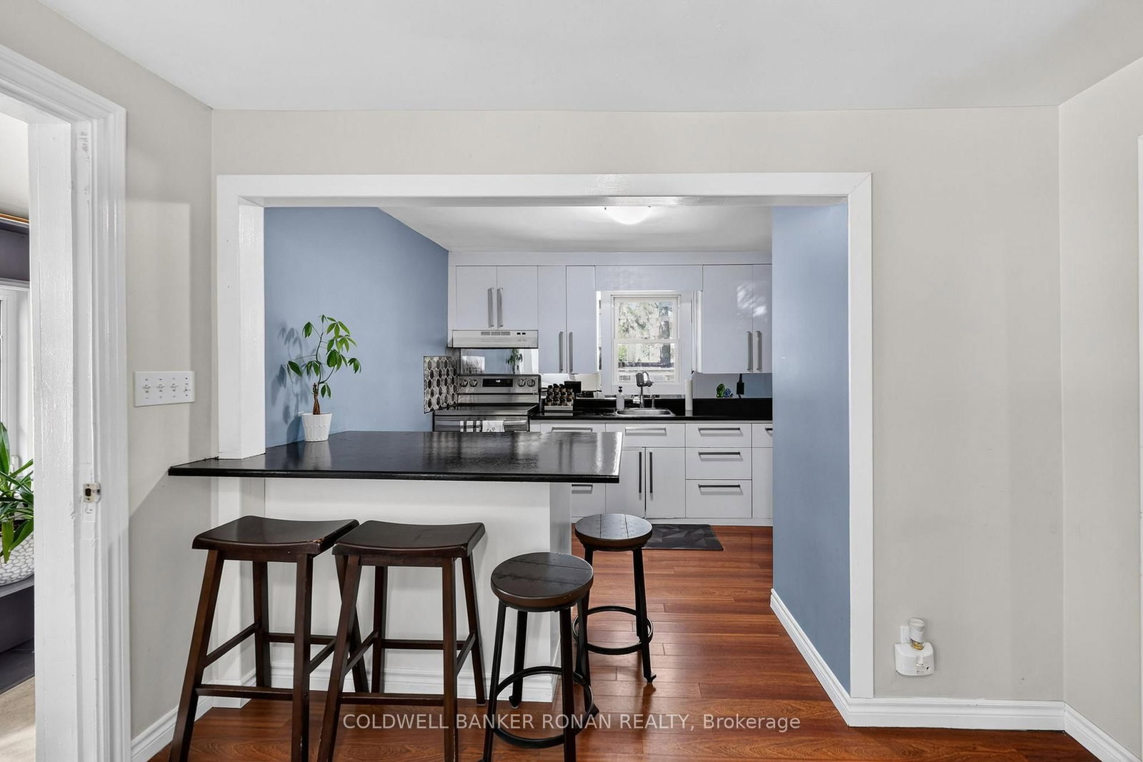 246 Weir Street • Clearview, ON photo 8