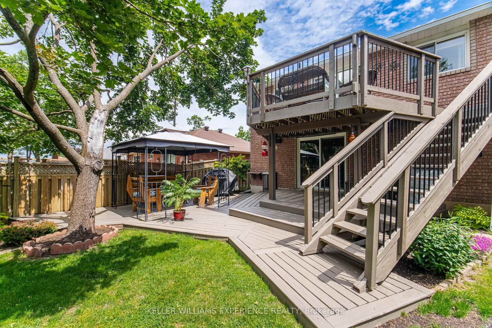 526 Leacock Drive • Barrie, ON photo 18