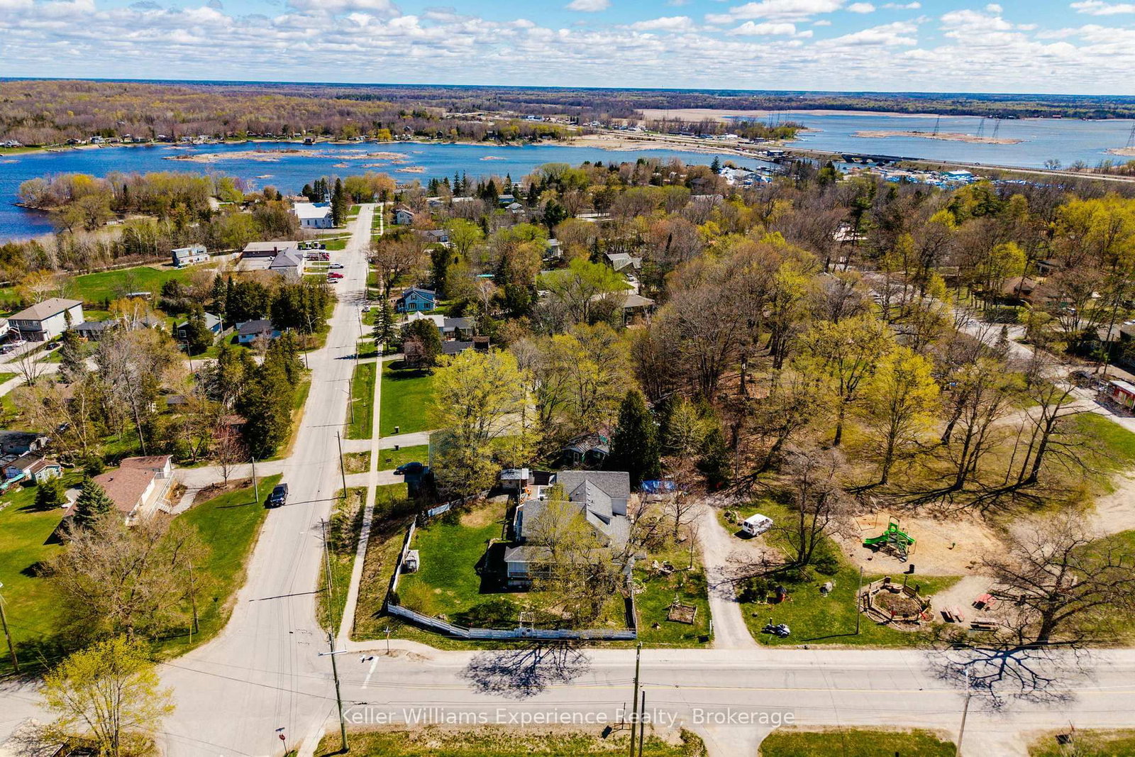 107 Pine Street • Tay, ON photo 19