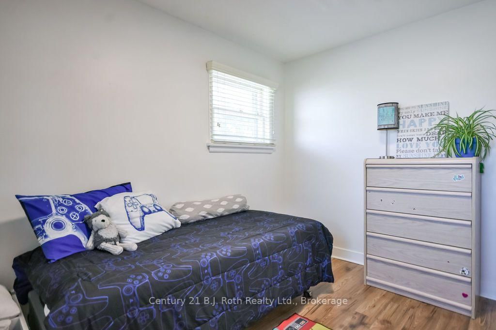 449 Irwin Street • Midland, ON photo 15