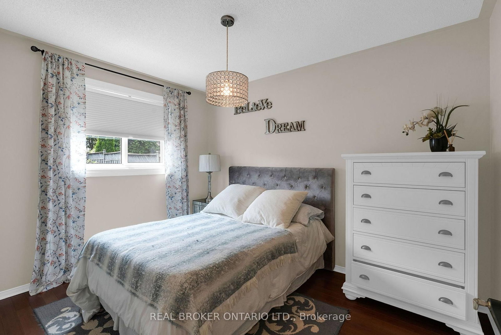 10 Wismer Avenue • Barrie, ON photo 15
