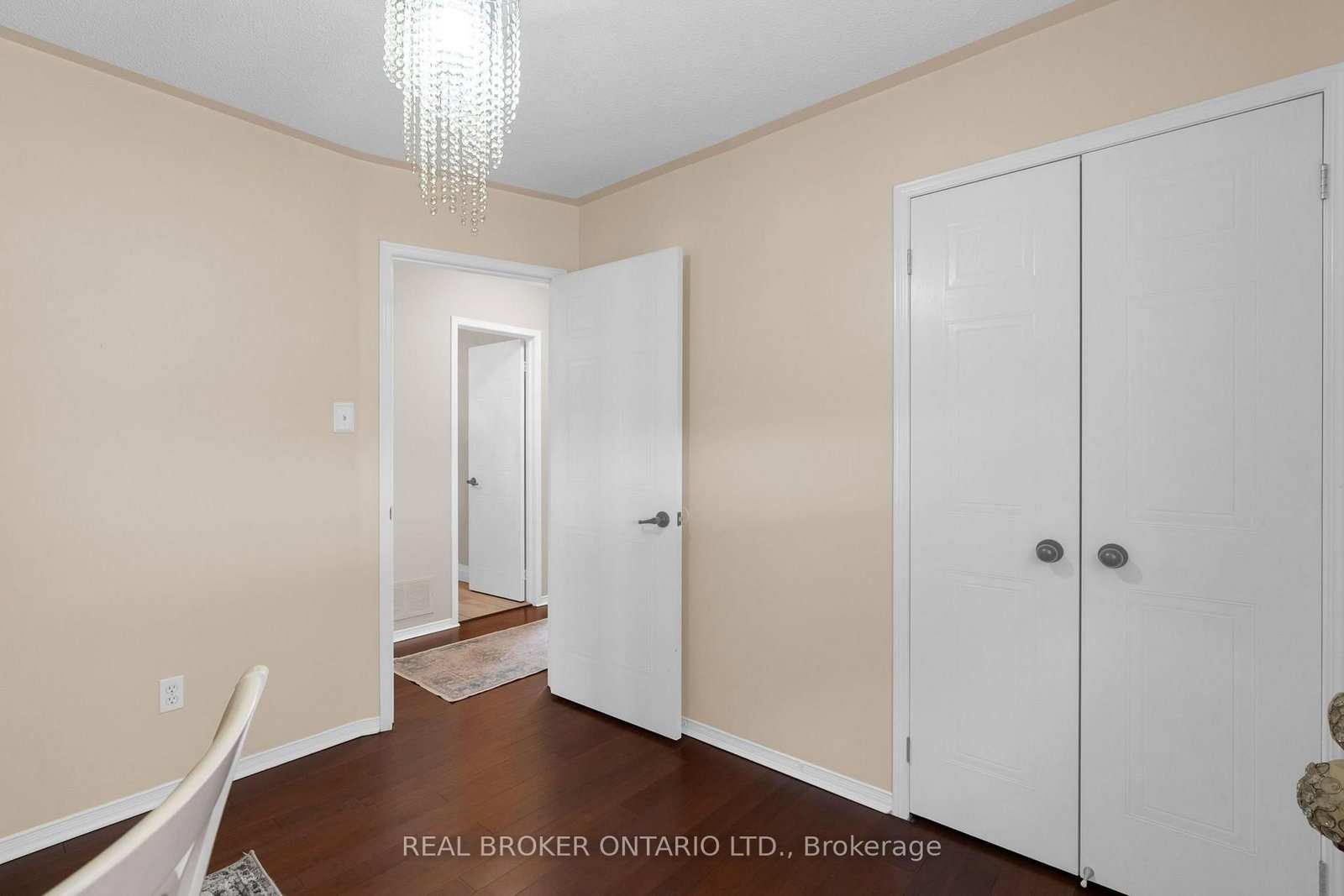 10 Wismer Avenue • Barrie, ON photo 18