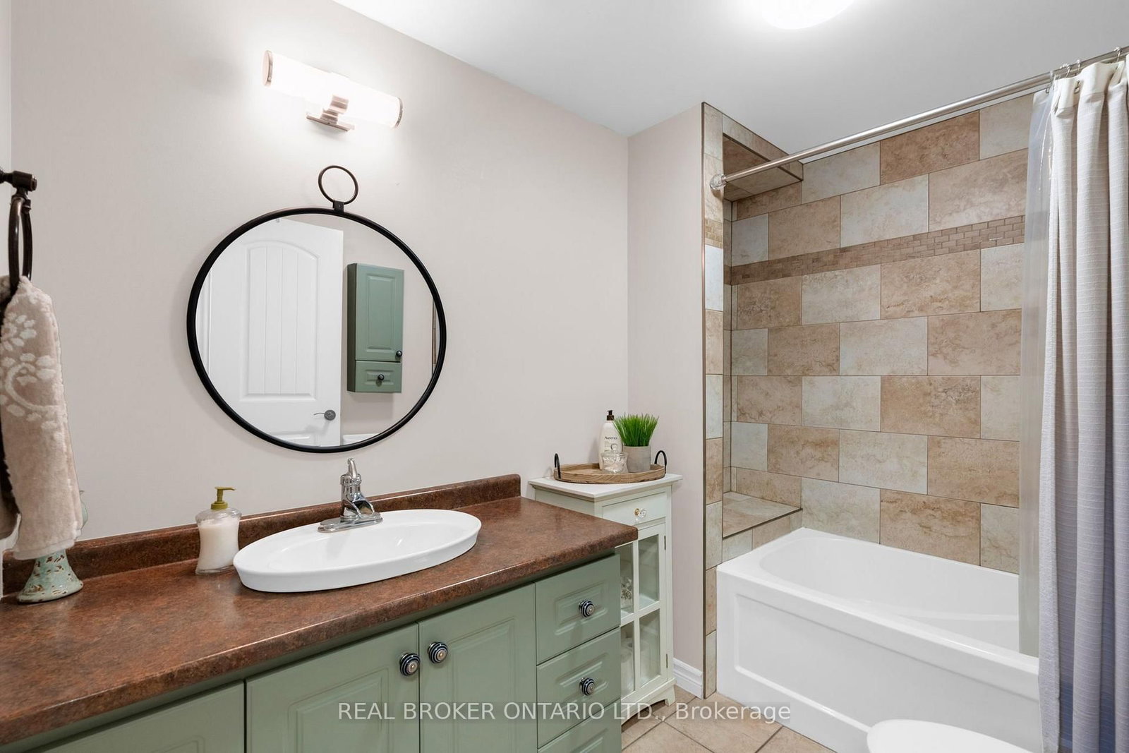 10 Wismer Avenue • Barrie, ON photo 27