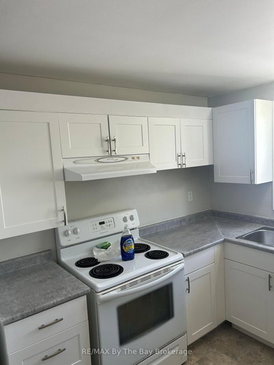 326 Christine Drive • Midland, ON photo 8