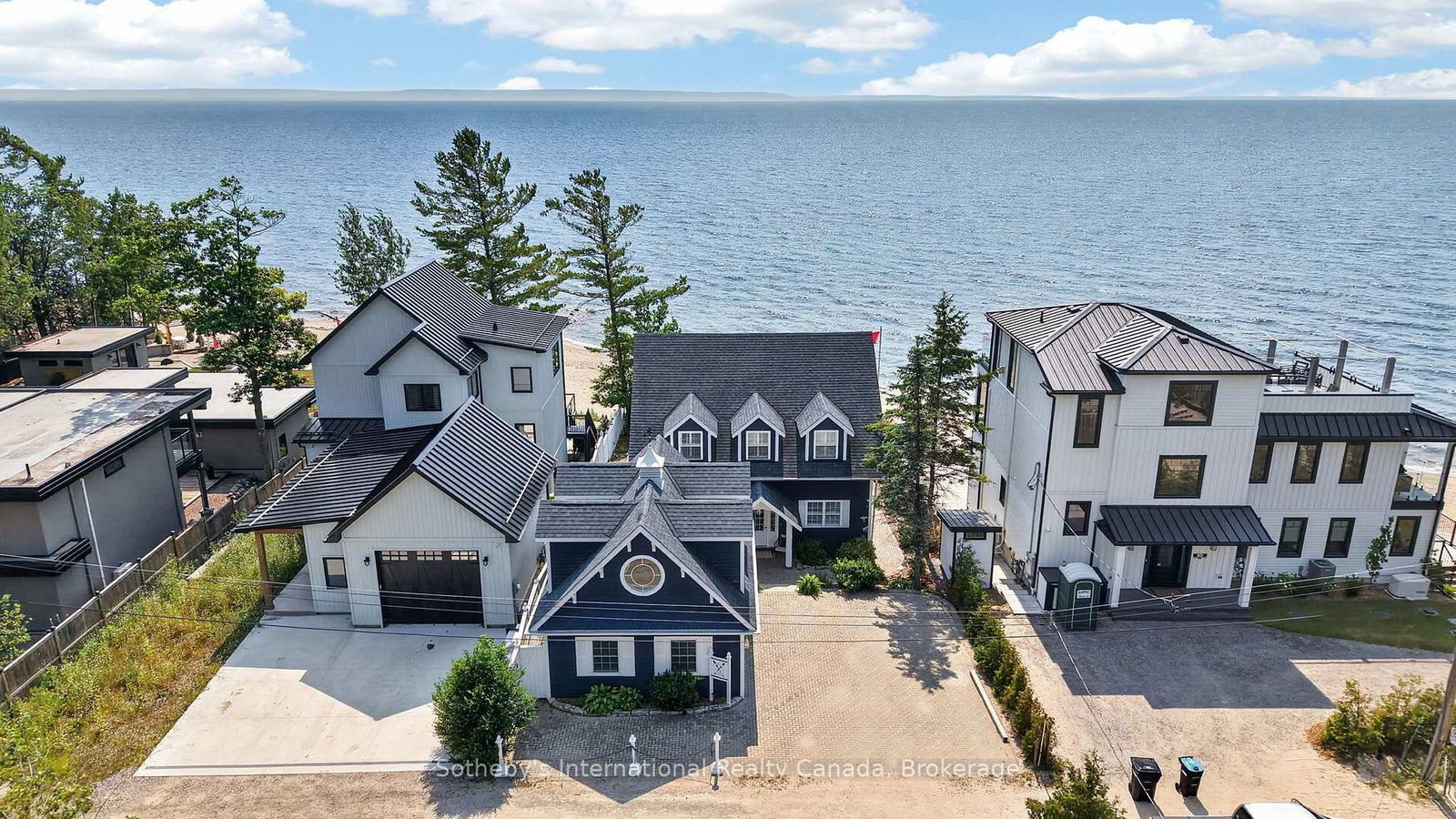 10 Lundy Lane • Tiny, ON photo 44