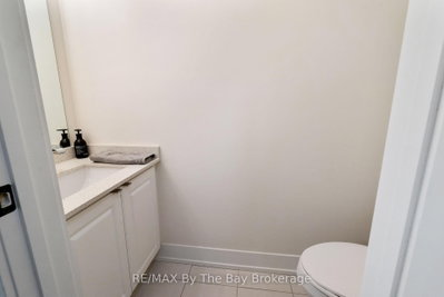 8 Bru Lor Lane — more photos
