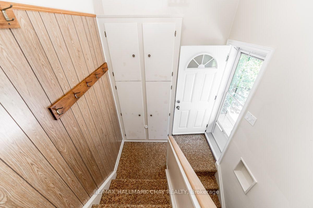 23 Downsview Drive • Barrie, ON photo 27