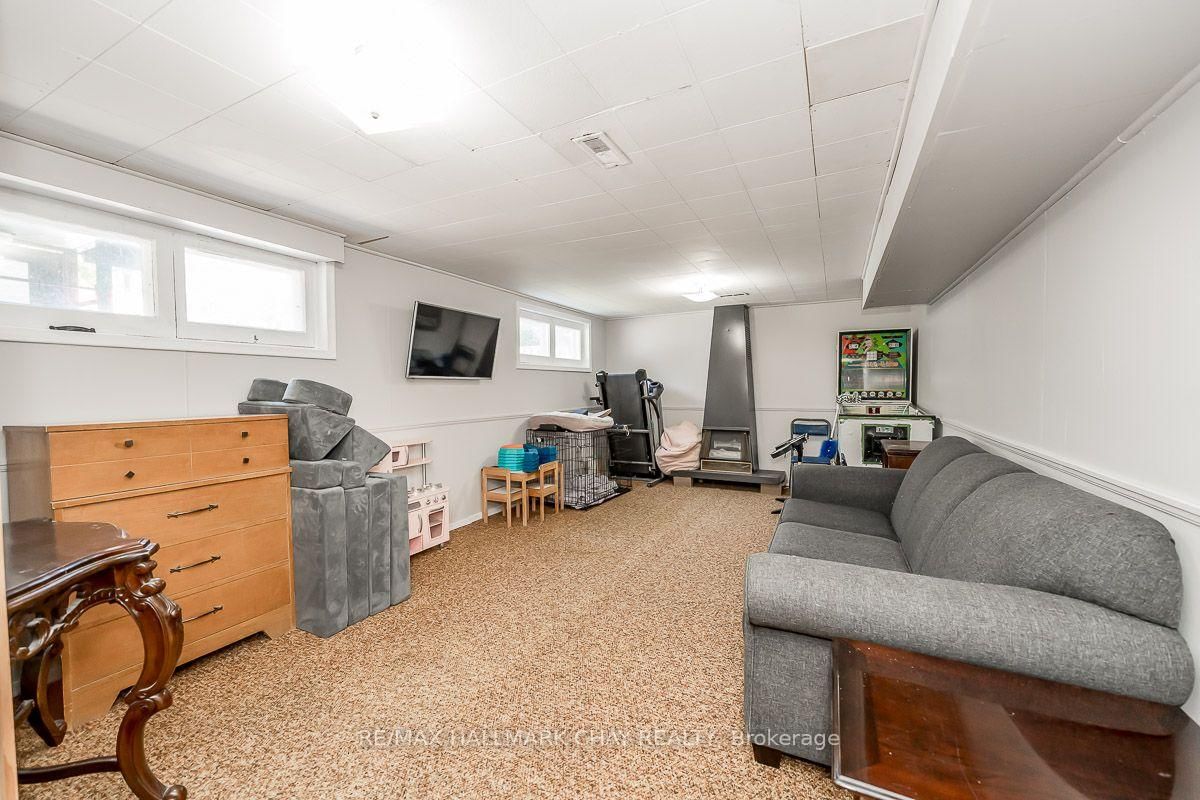 23 Downsview Drive • Barrie, ON photo 28