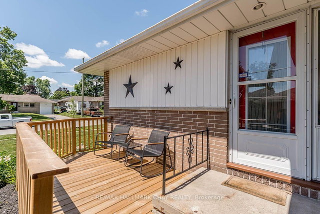 23 Downsview Drive