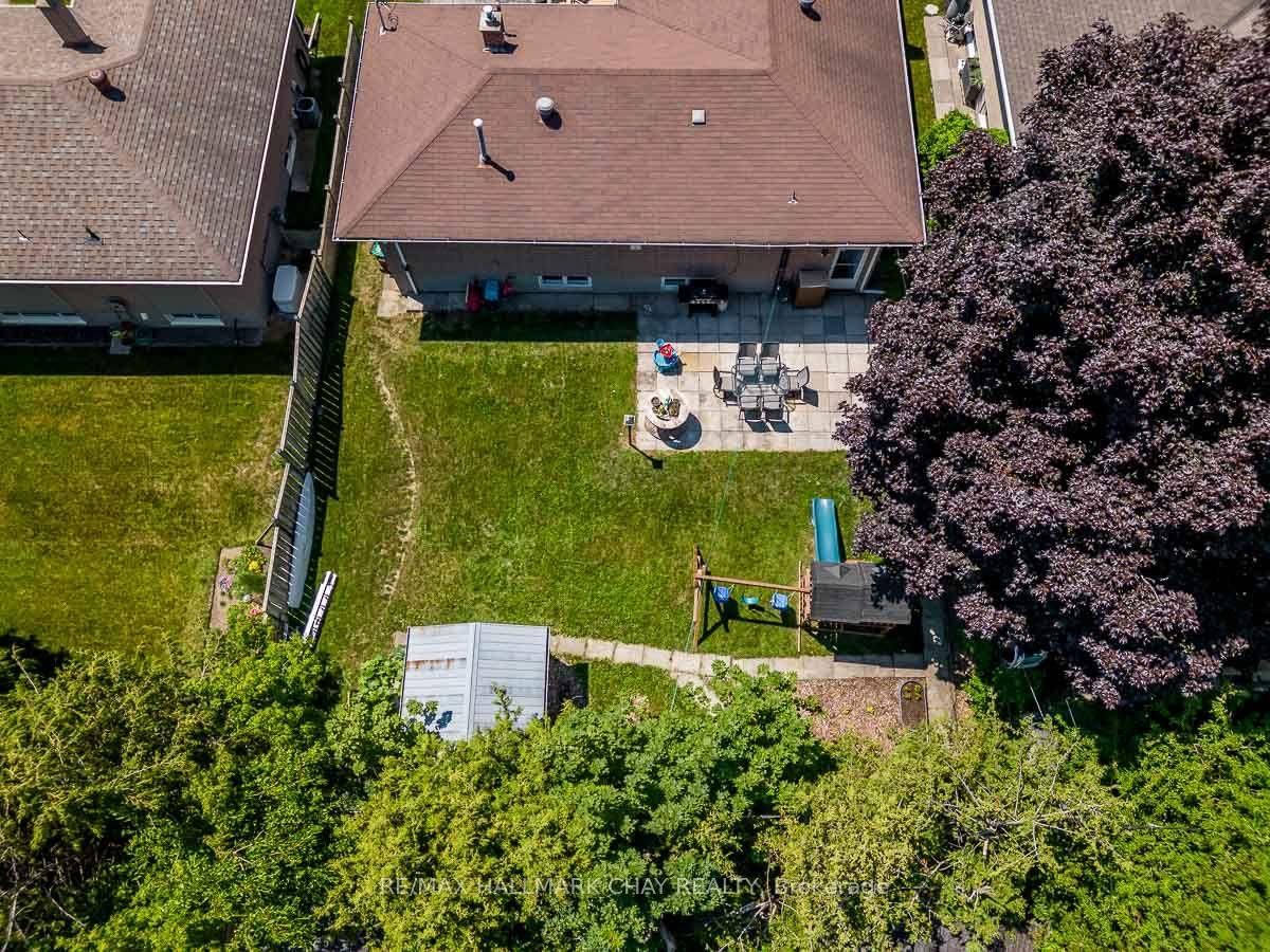 23 Downsview Drive • Barrie, ON photo 40