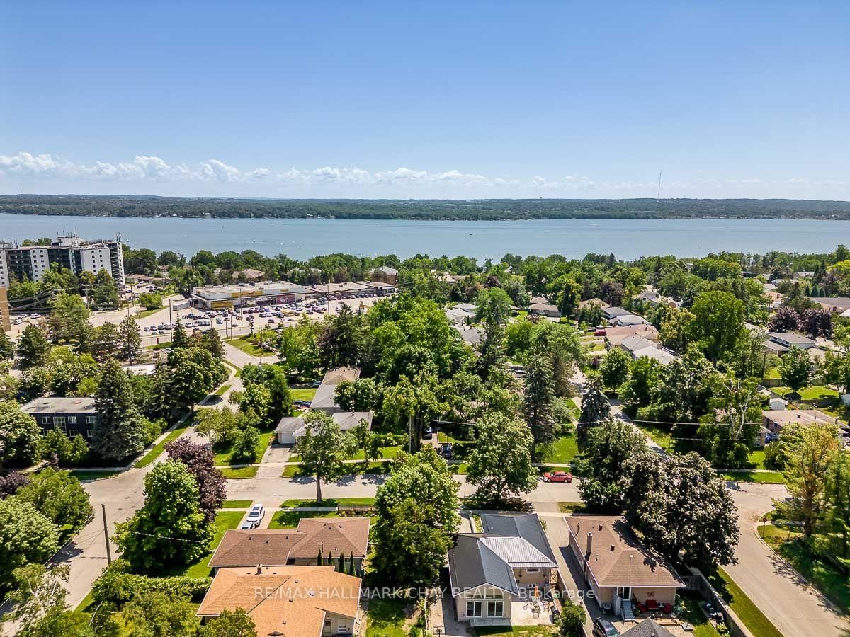 23 Downsview Drive • Barrie, ON photo 42