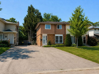 Semi-Detached House for lease at 11 Chaucer Crescent, Barrie, Ontario, L4N 4T8 - Letitia Heights - MLS: S13590654
