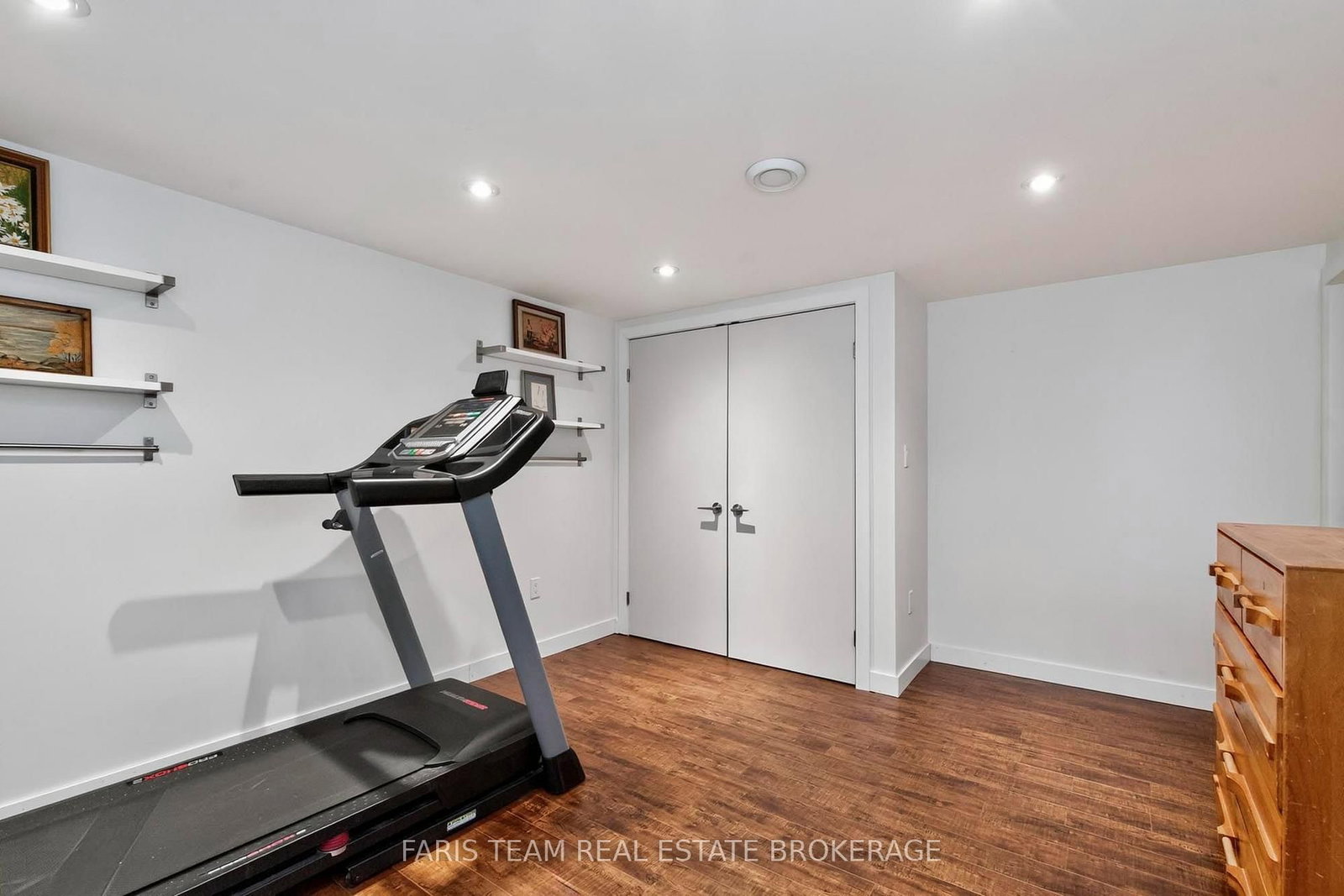 44 Jeffery Street • Penetanguishene, ON photo 32