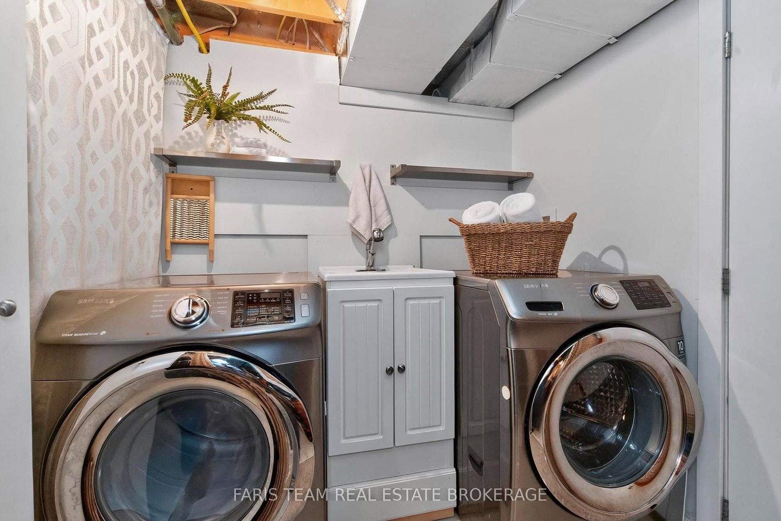 44 Jeffery Street • Penetanguishene, ON photo 34