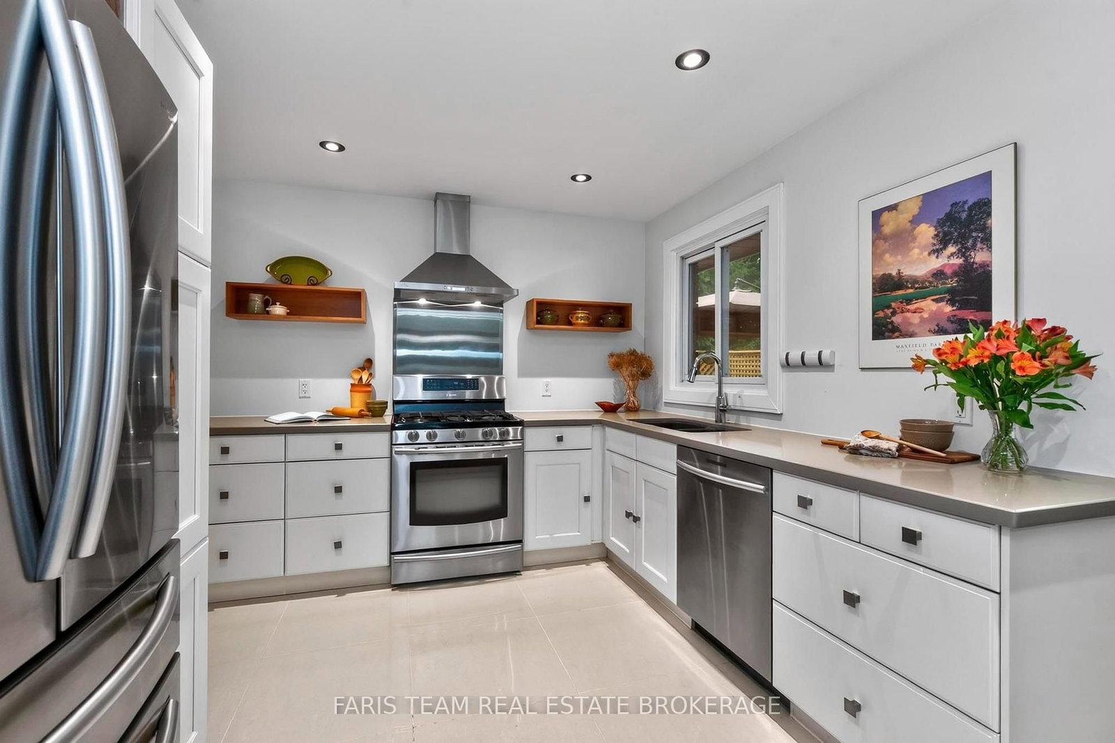 44 Jeffery Street • Penetanguishene, ON photo 9
