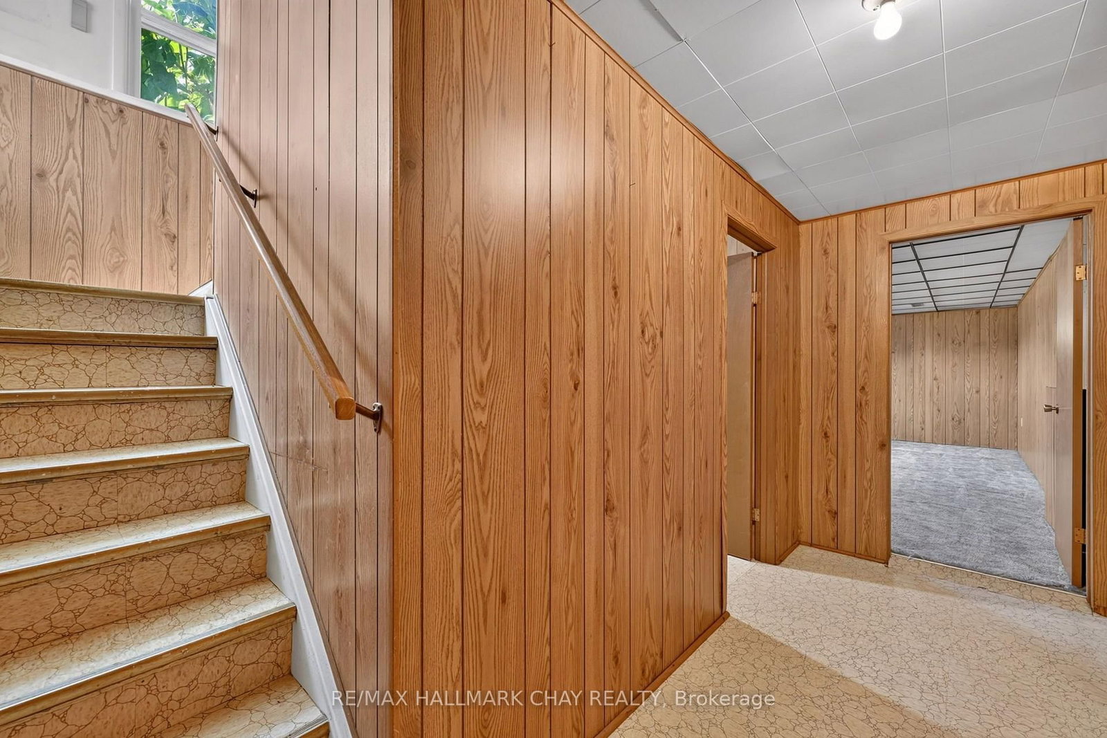 348 E Grove Street • Barrie, ON photo 9