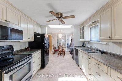 5263 Elliott Side Road • #5 • Tay, ON photo 5