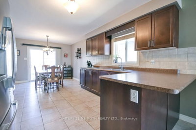 12 White Crescent • Barrie, ON photo 8