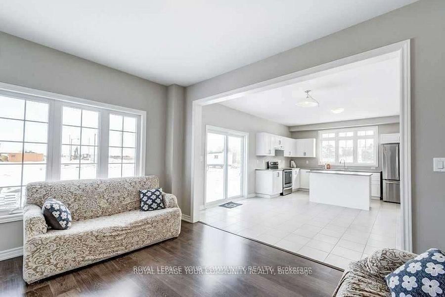 201 Breton Street • Clearview, ON photo 12