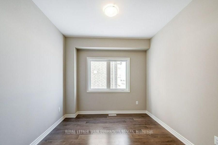 201 Breton Street • Clearview, ON photo 13