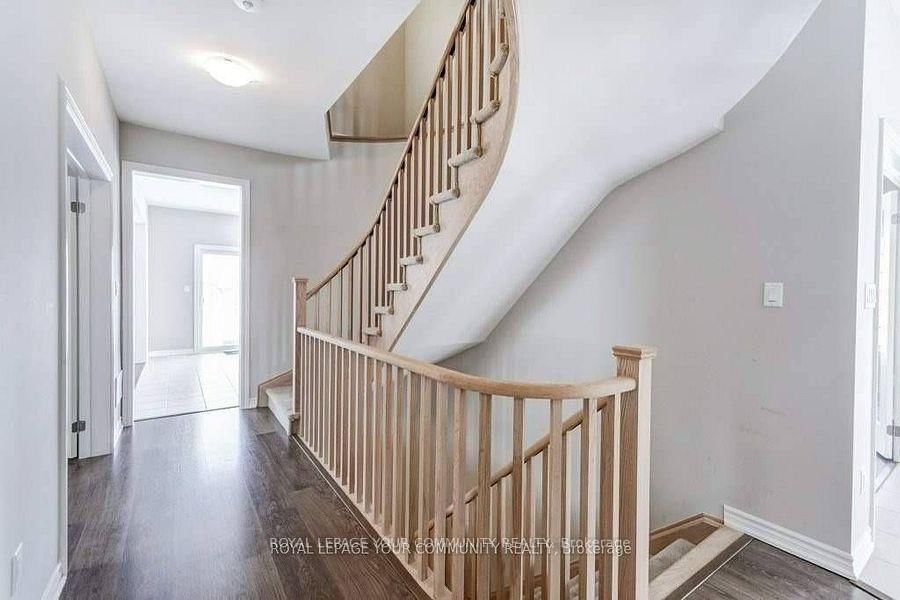 201 Breton Street • Clearview, ON photo 16