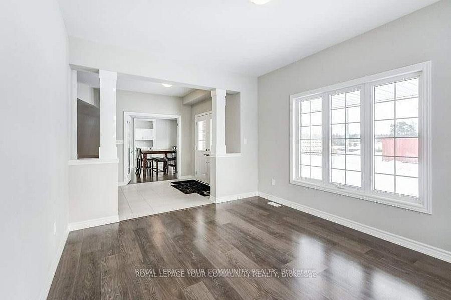 201 Breton Street • Clearview, ON photo 3