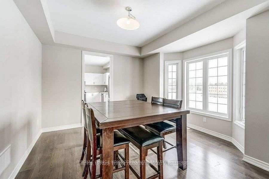 201 Breton Street • Clearview, ON photo 4