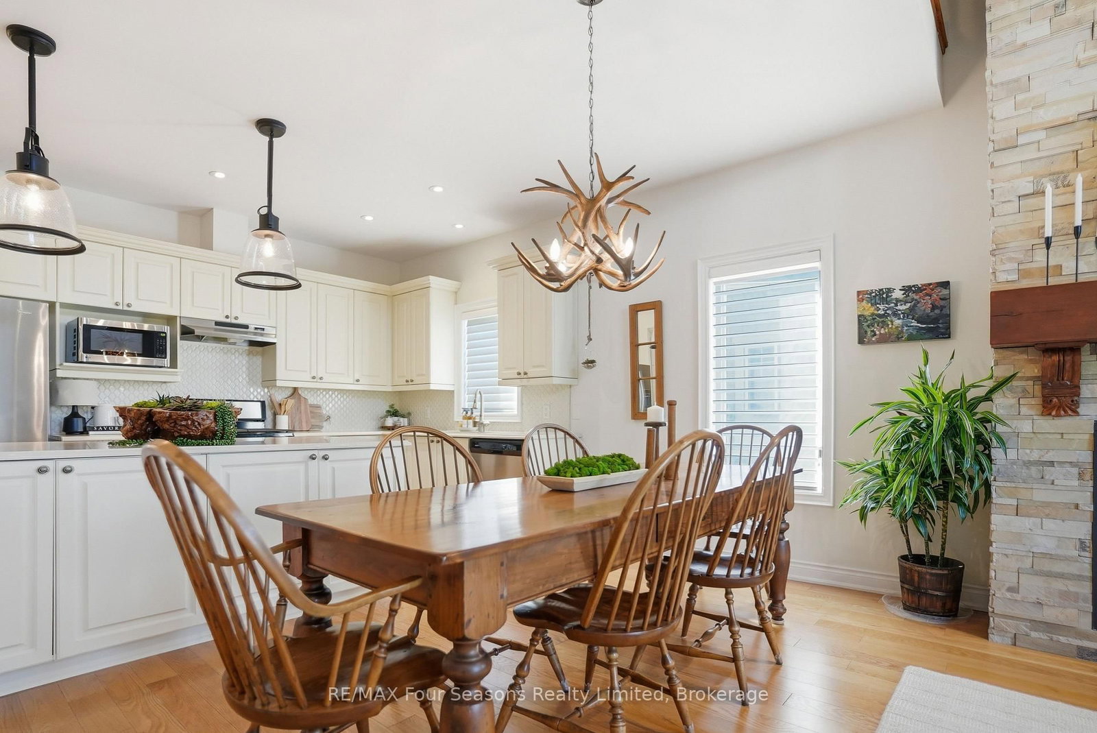 34 Kari Crescent • Collingwood, ON photo 10