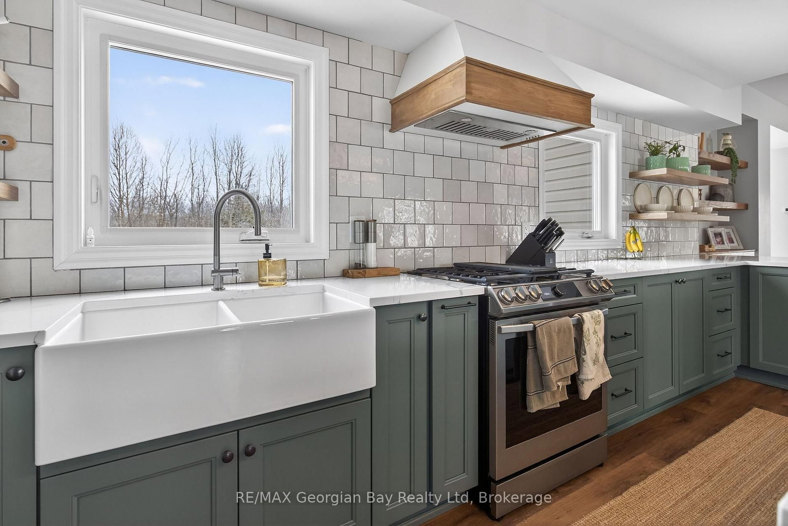 449 Park Street • Tay, ON photo 11