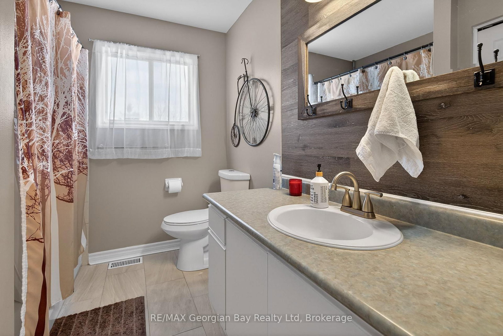 449 Park Street • Tay, ON photo 31