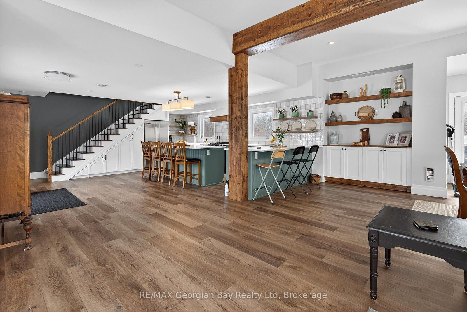 449 Park Street • Tay, ON photo 9
