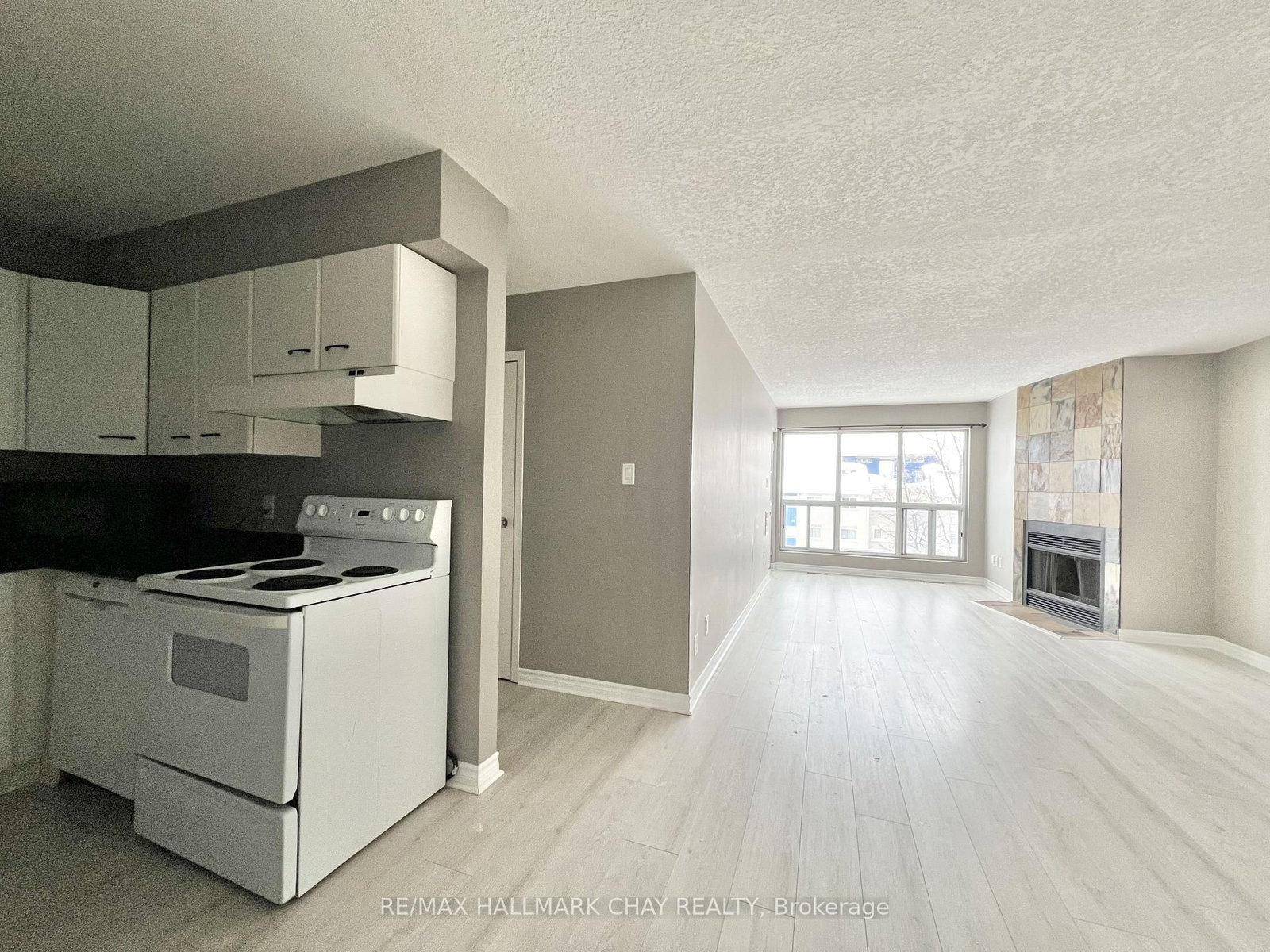 126 Bell Farm Road • #414 • Barrie, ON photo 12