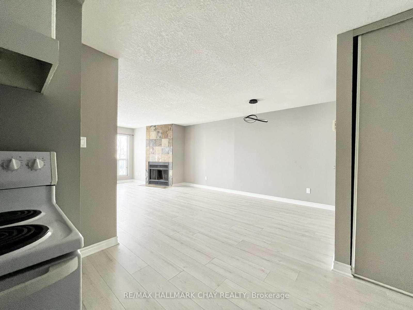 126 Bell Farm Road • #414 • Barrie, ON photo 14