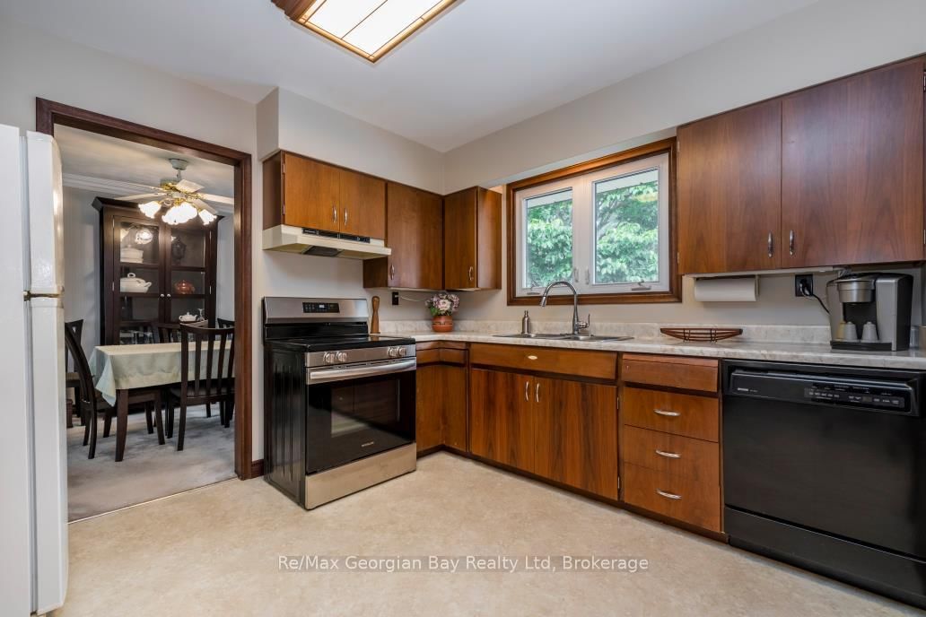 52 Gray Street • Severn, ON photo 10