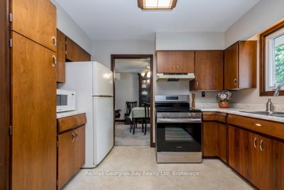 52 Gray Street • Severn, ON photo 9