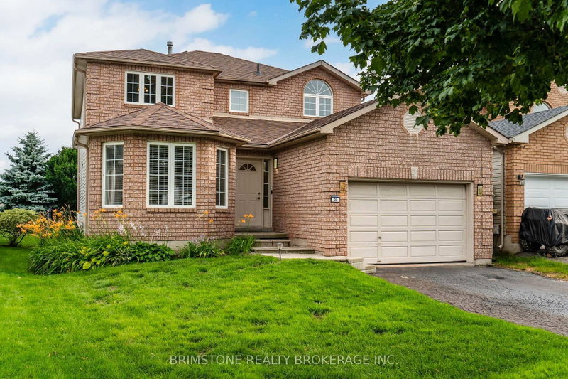 28 Selkirk Crescent, Barrie