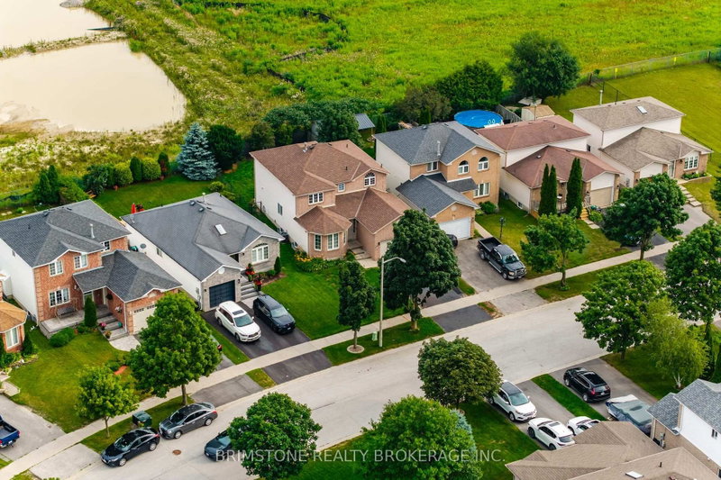 28 Selkirk Crescent