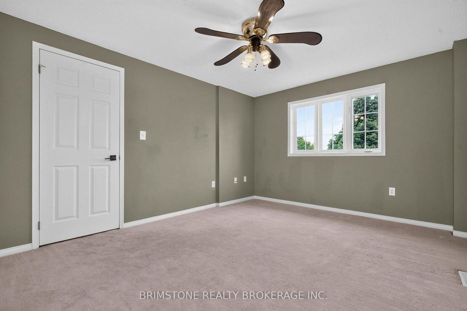 28 Selkirk Crescent • Barrie, ON photo 21